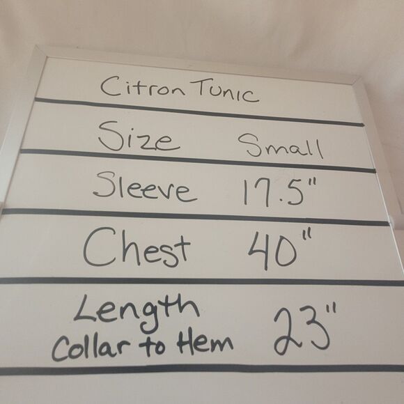 CITRON Butterfly Embroidered Tunic - SMALL - Unique Spring Floral - Ramie Linen - Picture 13 of 13